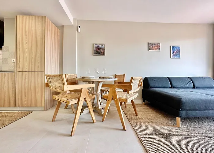 Paradise Ocean And Volcano View *